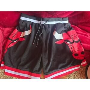 Chicago Bulls NBA Mesh Shorts 6.25" Black Ultra Game Size S Lined Pockets